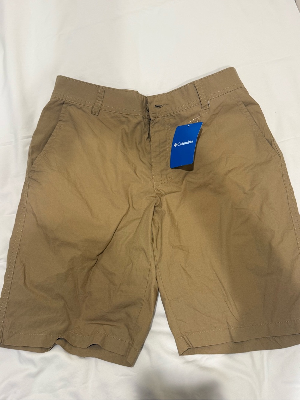 Columbia Men's Khaki Flat Front Shorts